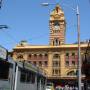 Australie - Flinders Street Station et un tram