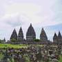 Indonésie - Pramban (temple hindouiste cette fois ci, qui aurait été construit à la même période que celui de Borobudur)