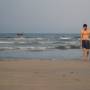 Viêt Nam - seul sur le sable ... les pieds dans l